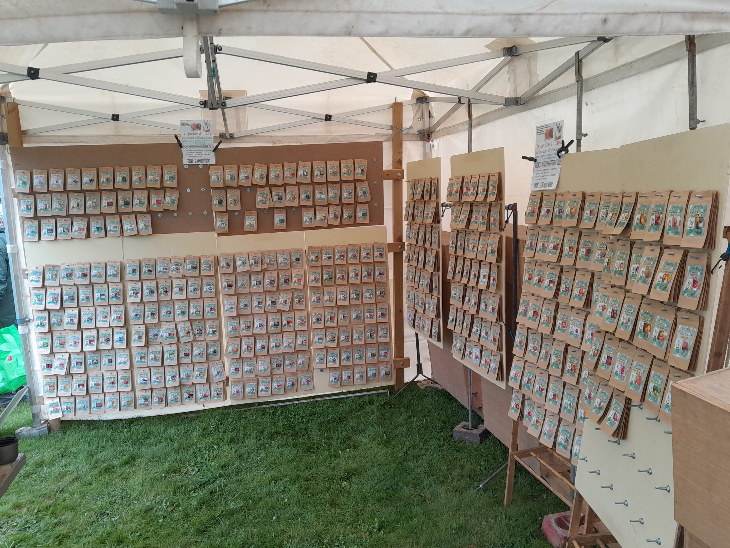 LES JARDINS D’ISANA Logo