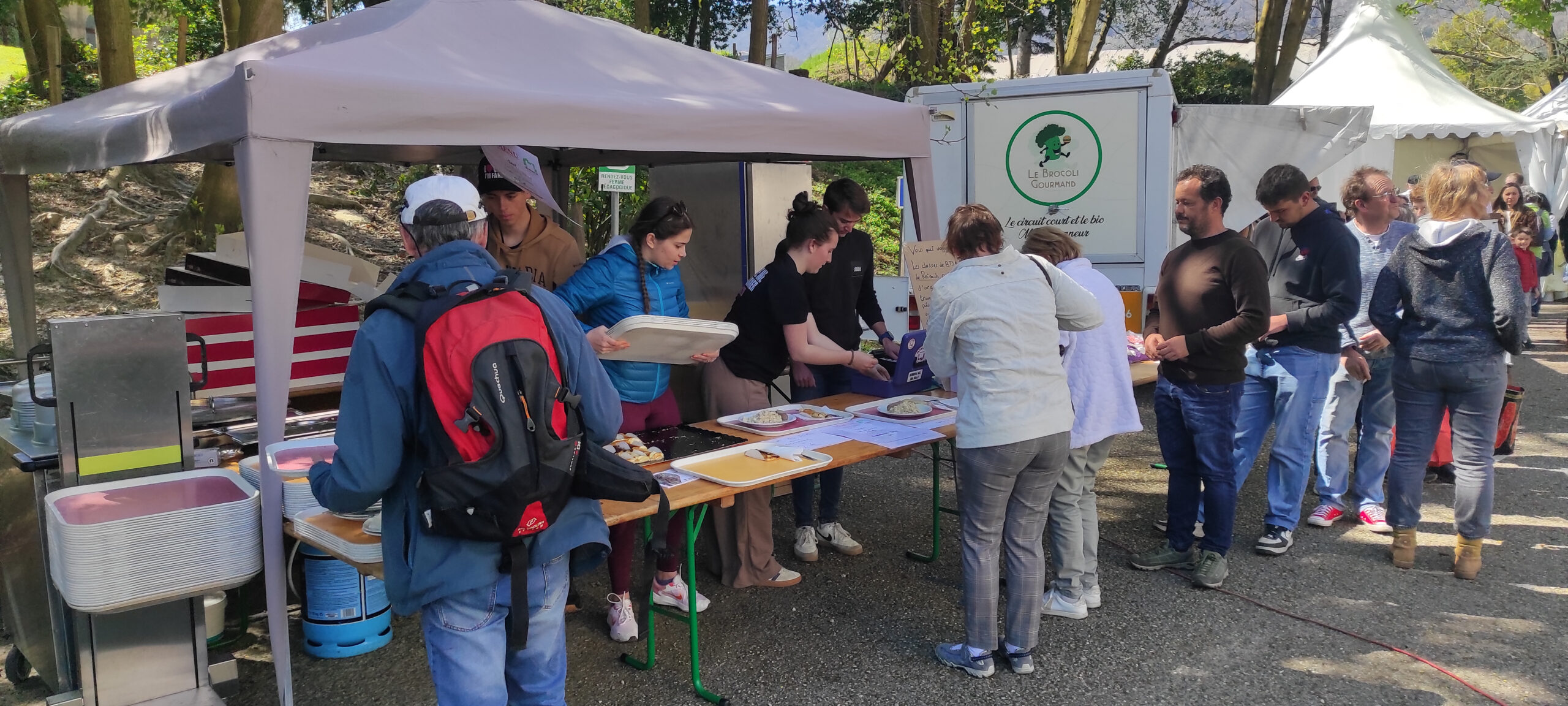 LES DIOTS DES BTS Logo